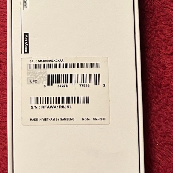 Samsung Galaxy Watch 6 - New in Box!! - Picture 4 of 4